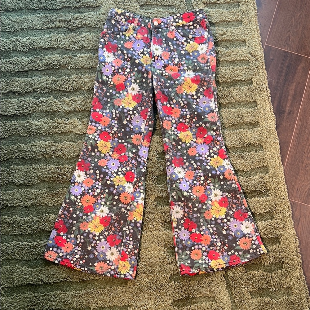 Wrangler Wanderer high rise flare floral jeans